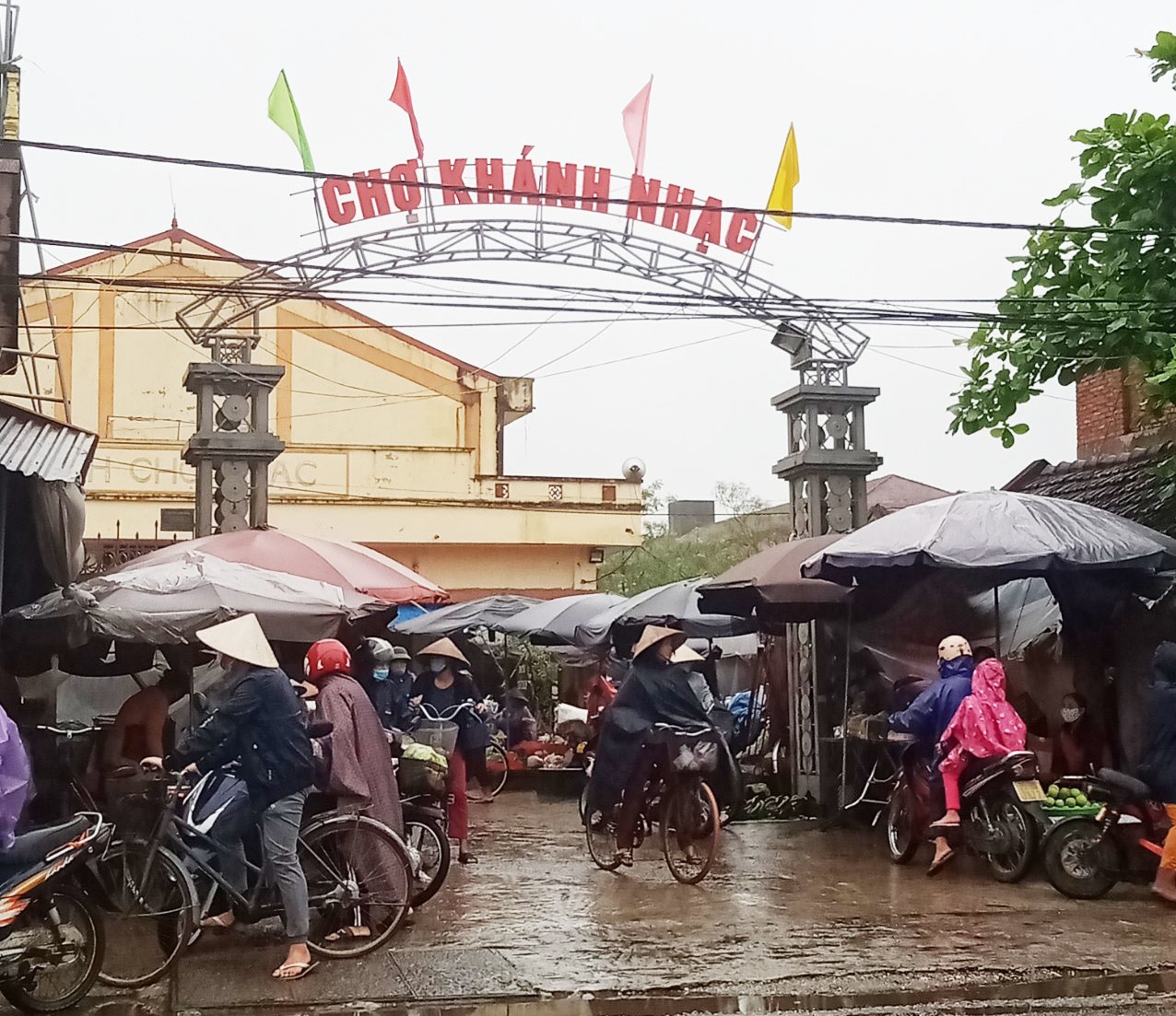 Chợ xã Khánh Nhạc