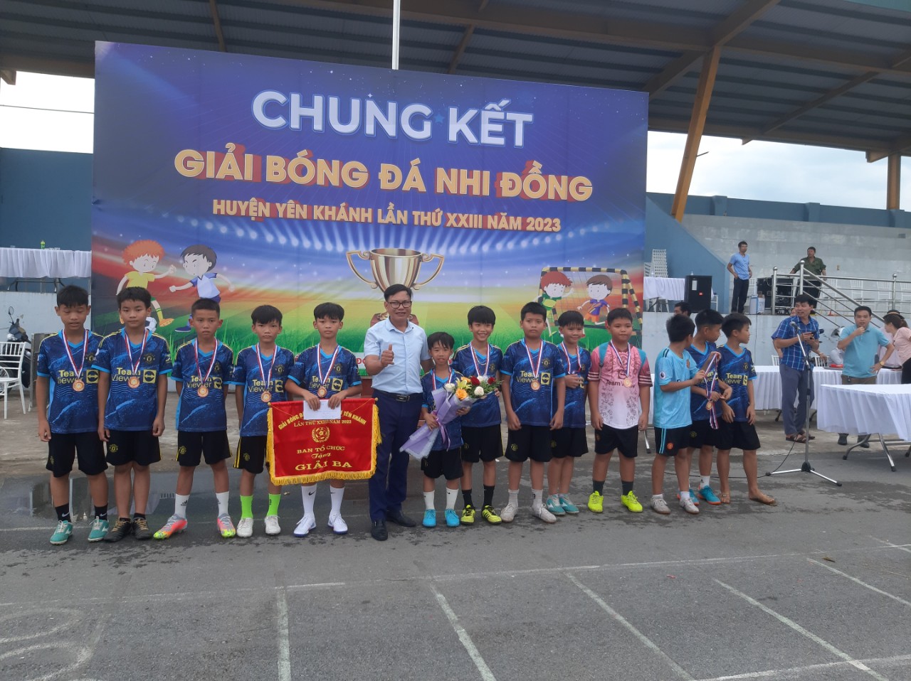 Đội bóng nhi đồng xã Khánh Nhạc đạt giải ba tại giải bóng đá nhi đồng huyện Yên Khán lần thứ 23 năm 2023.